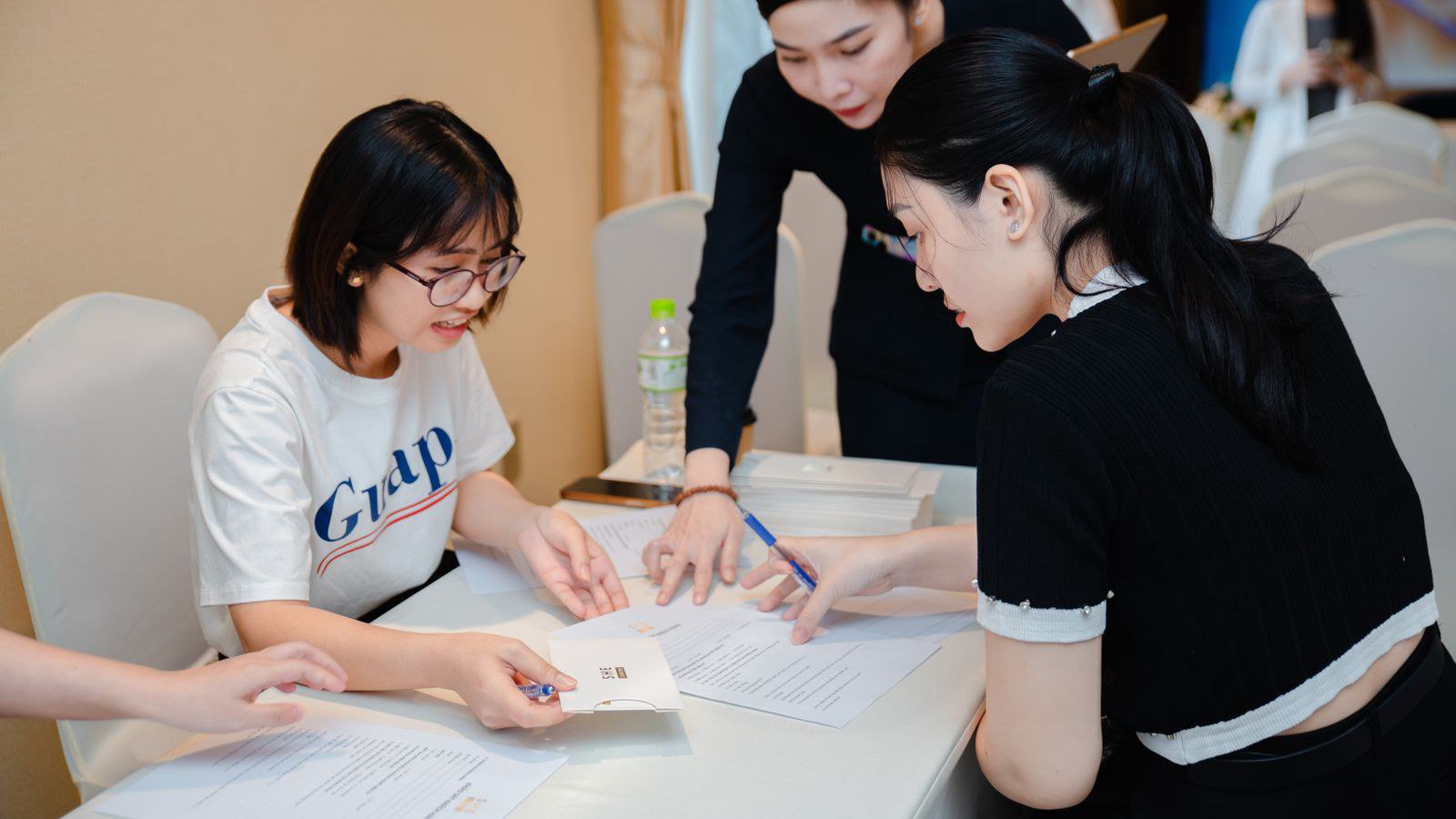Hợp tác xã là gì và vận hành ra sao